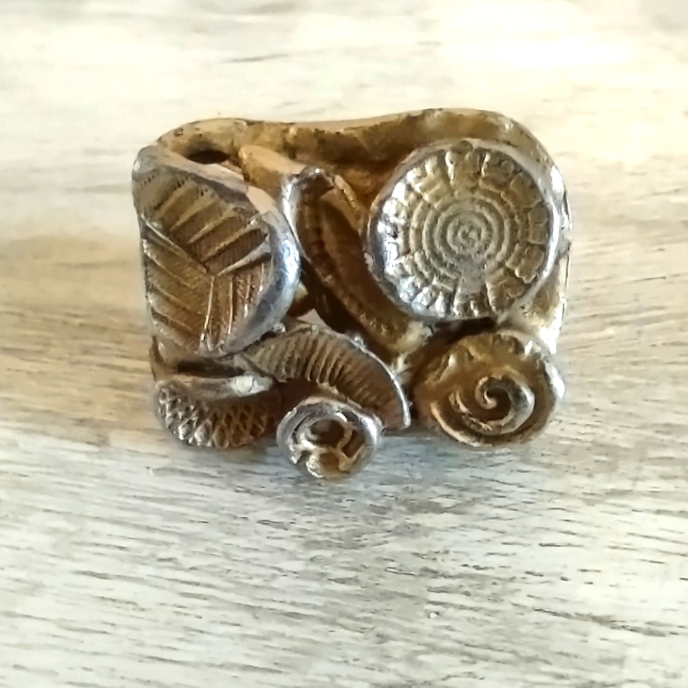 Handcrafted Ring - image 1